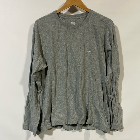 Nike Other - Nike athletic thermal long sleeve shirt